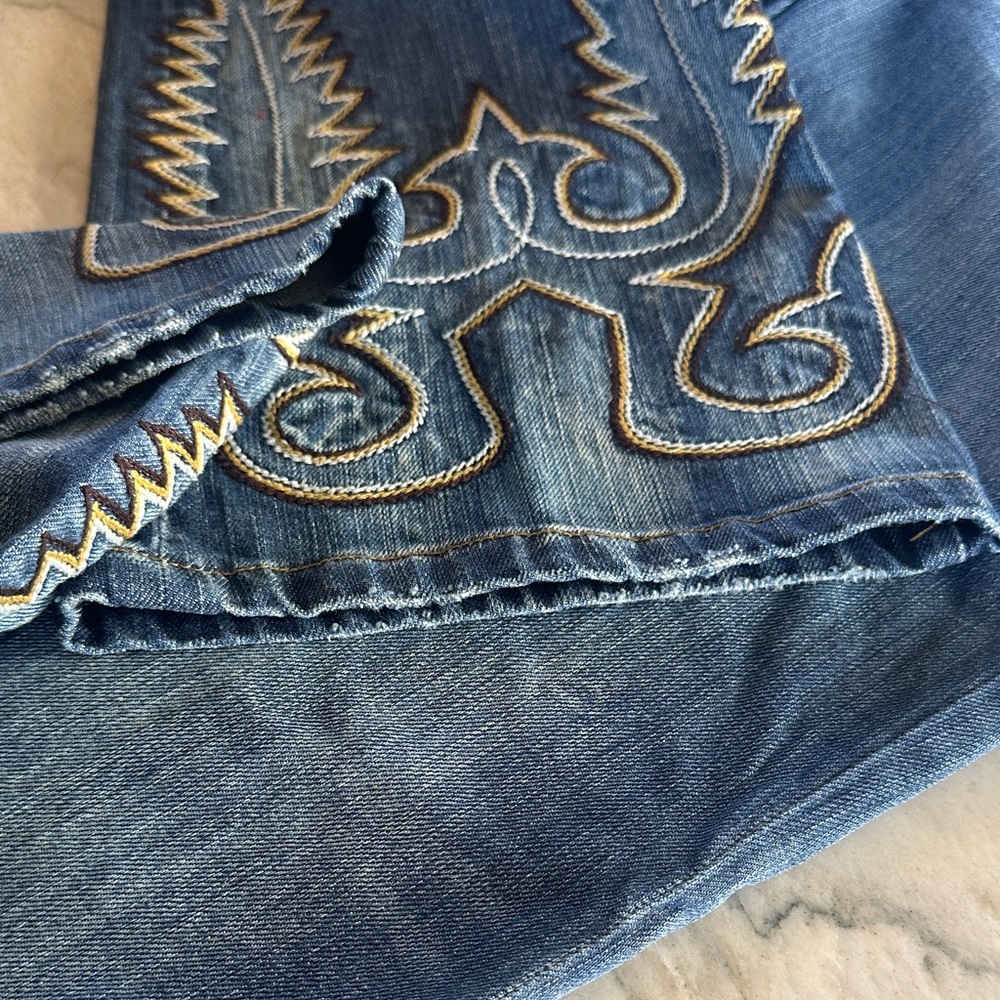 Fabulous Double D Ranch Embroidered Jeans - Size 6: 28x33 - Picture 10 of 11